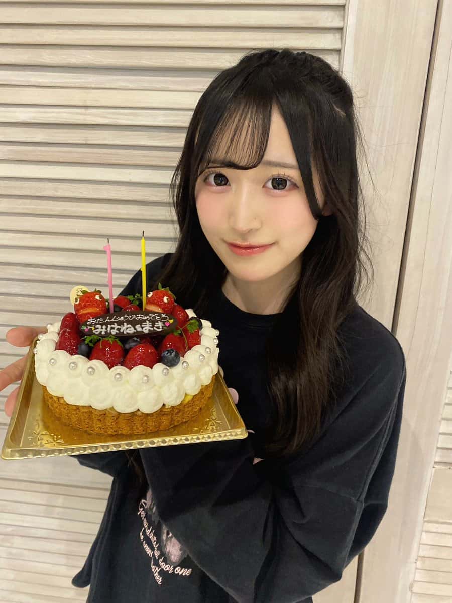 金城まき(かねしろ まき)【黄色】プロフィール｜FullCourse（フルコース）画像